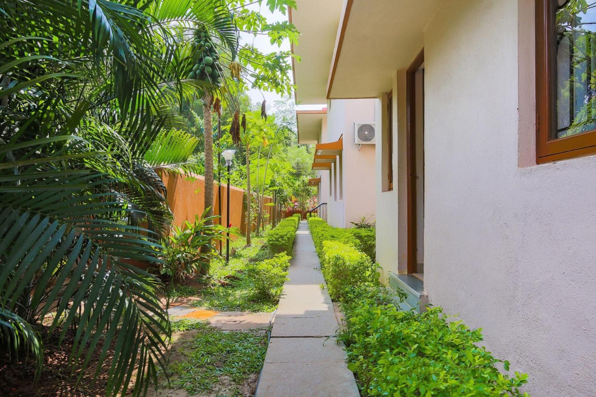 Super Hotel O The Goan Courtyard Colva Exteriér fotografie